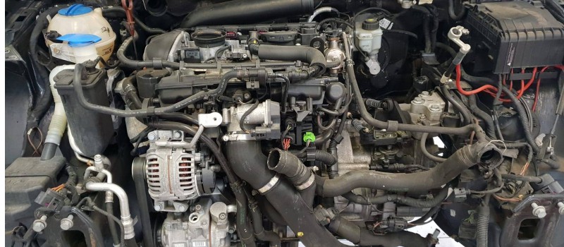 Wenn der Motor heiss wird: Autoreparatur an Anlasser und Kühlung